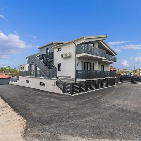 Natalija1 Apartment Porec