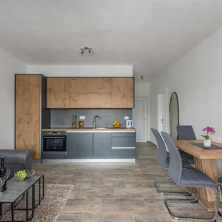Natalija1 Apartment Porec