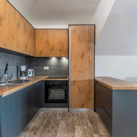 Apartment Natalija1 *