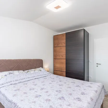 Natalija1 Apartment