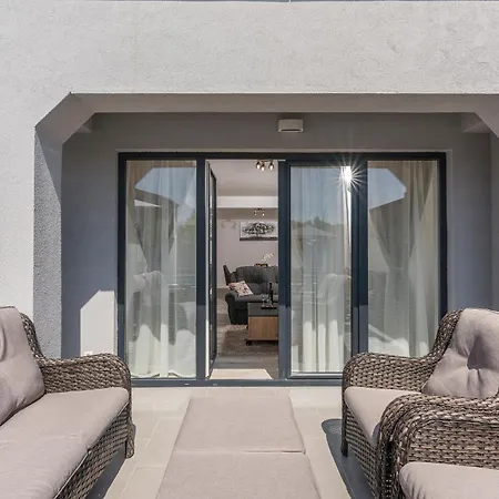 Apartament Natalija1 *